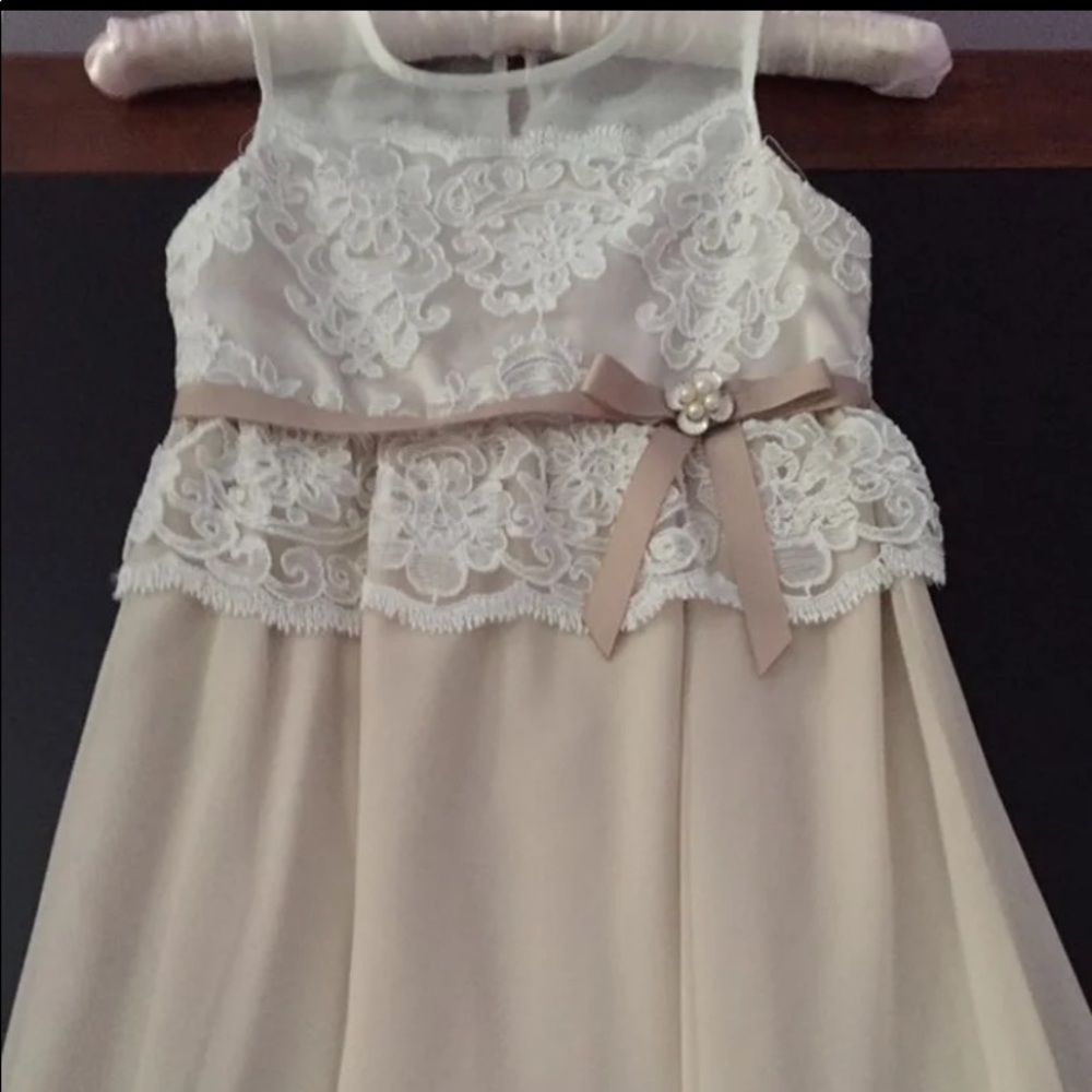COPY - Chantilly Place Lace Dress